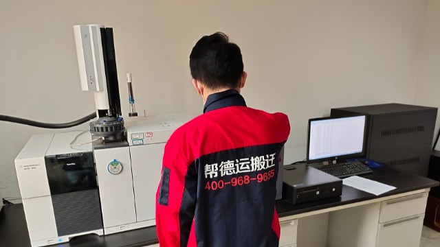 經(jīng)濟的發(fā)展推動了溫州醫(yī)院搬遷設備公司的發(fā)展