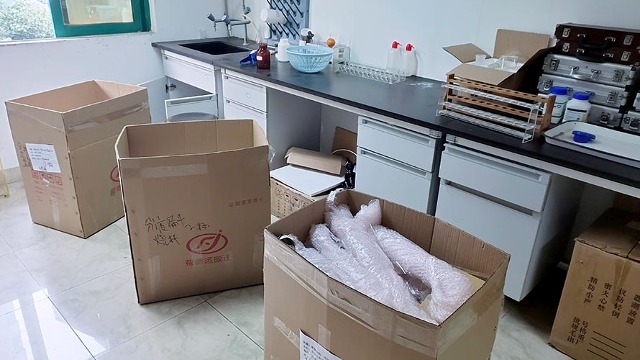 NOVA60A多參數(shù)水質(zhì)分析儀設備儀器搬運流程