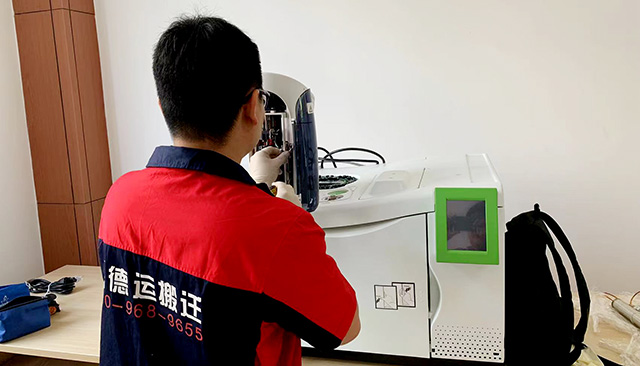 原子吸收光譜儀搬運(yùn)