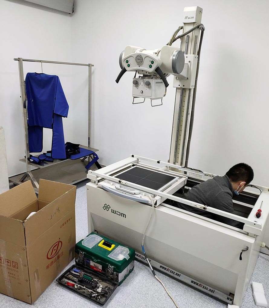 實(shí)驗(yàn)室儀器搬運(yùn)